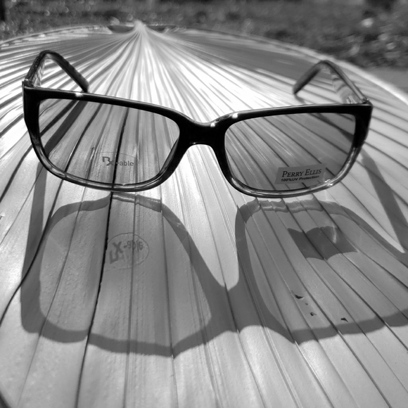 Authentic Perry Ellis unisex sunglasses